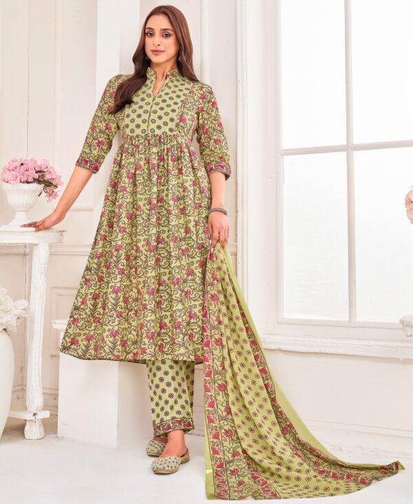 Green Kurta Suit Sets for Women